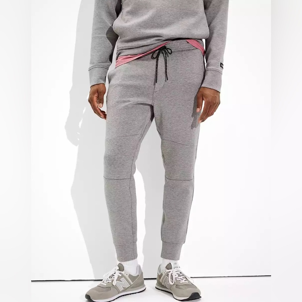 (B29) AE Active 24/7 Jogger, Size XXS, NWT